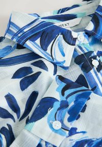 Unausgewählt, black white