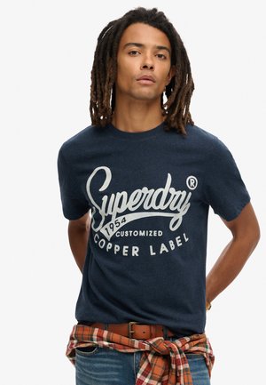 Superdry & Co LABEL WORK - Camiseta estampada - surplus black blue grit