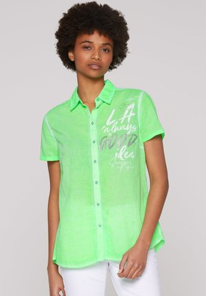 Soccx, KURZARM INSIDE OIL DYED MIT ARTWORK - Hemd - neon green