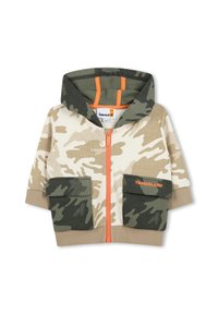 Camo hoodie in beige en groene tinten, met een ritssluiting aan de voorkant, twee voorzakken, een oranje ritssluiting en een capuchon. Timberland merklogo op de zak.