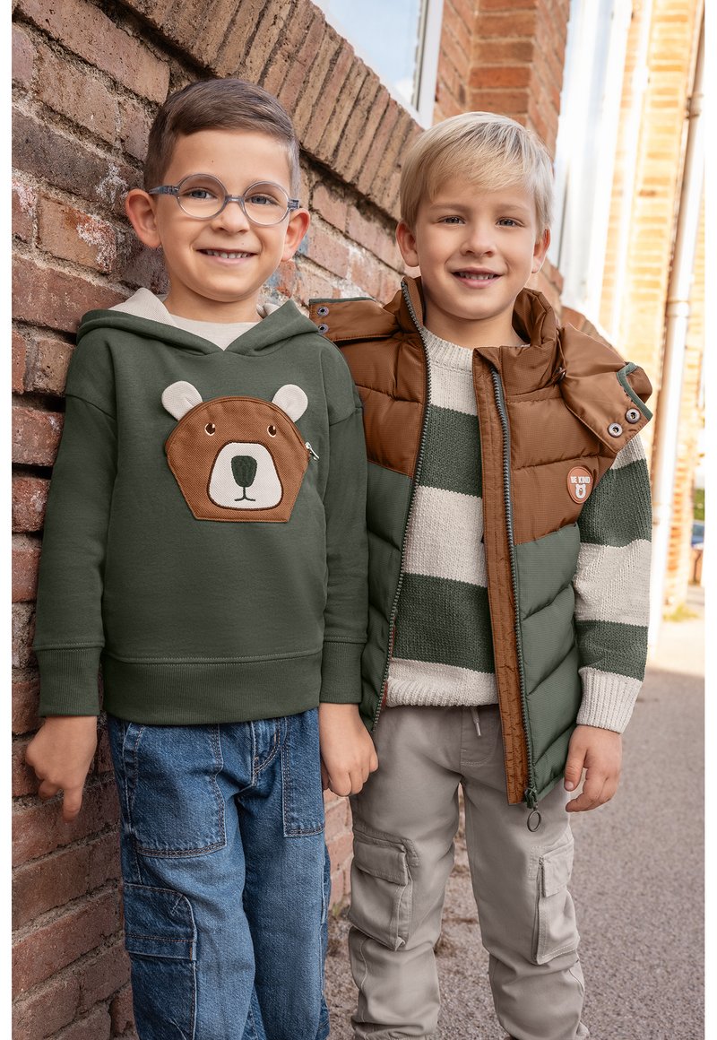 Blue Seven BEAR - Felpa con cappuccio - oliv