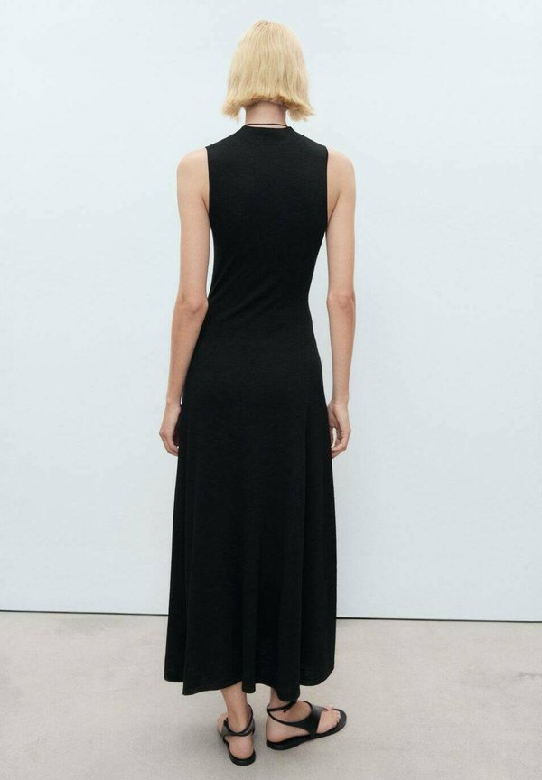 FLARED - Maxi dress3