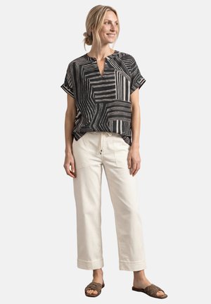 Street One, DROPPED SHOULDER SHIRT MIT SPLIT NECK - Blouse - darkest blue