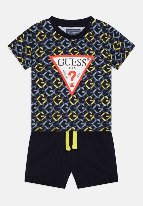 BABY ACTIV SET - Shorts - lime