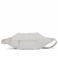 Hellgraue Bauchtasche mit verstellbarem Riemen und vorderer Reißverschlusstasche, flach auf weißem Hintergrund liegend.