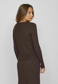 VILA VICOMFY O-NECK  - Svetr - coffee bean