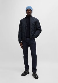 BOSS OSTRONG - Bomber stiliaus striukė - dark blue