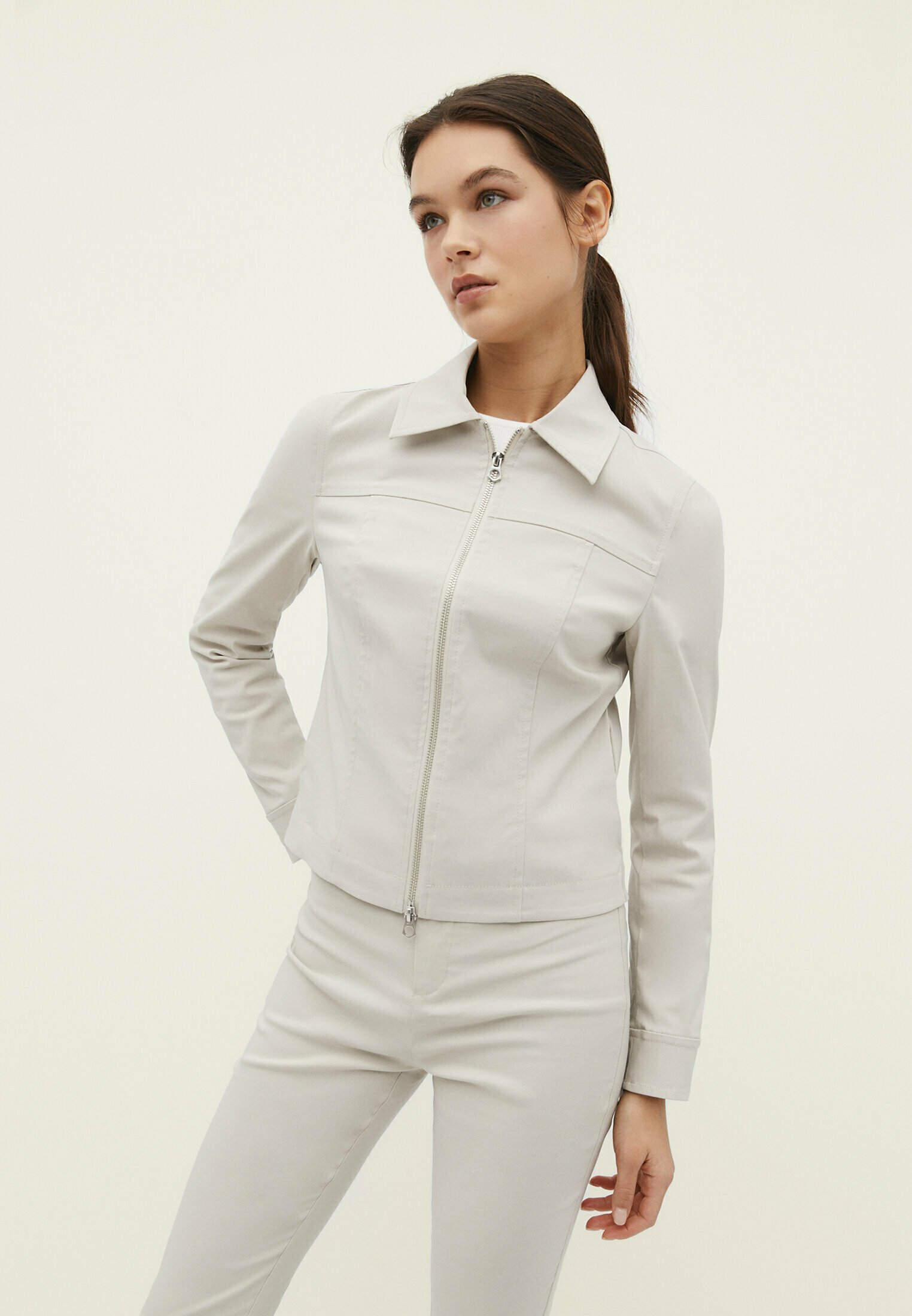 stradivarius color block shirt