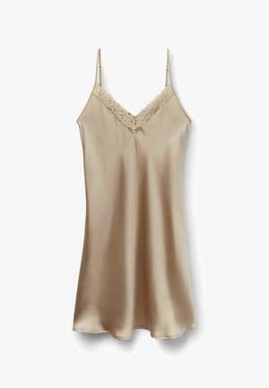 Beige satin natskjole med justerbare tynde stropper, blondenederkant langs V-udskæringen og to små dekorative knapper foran i midten.