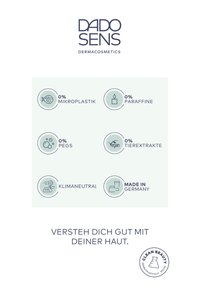 DADO SENS Dermakosmetik Markenlogo über Symbolen, die Produkteigenschaften anzeigen: 0 % Mikroplastik, Paraffine, PEGs; vegan; klimaneutral; hergestellt in Deutschland.