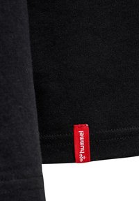Hummel Longsleeve - black