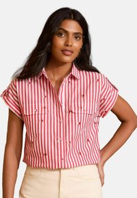 Unselected, red stripe