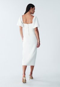 BWLDR LIZ MIDI  - Laisvo kirpimo suknelė - white
