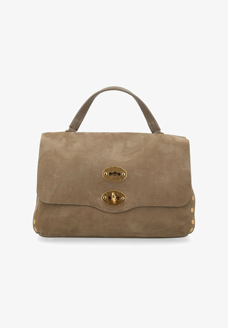 Borsa a tracolla in pelle tan con finitura testurizzata, hardware dorato, due chiusure rotonde e dettagli in borchie lungo il bordo inferiore.