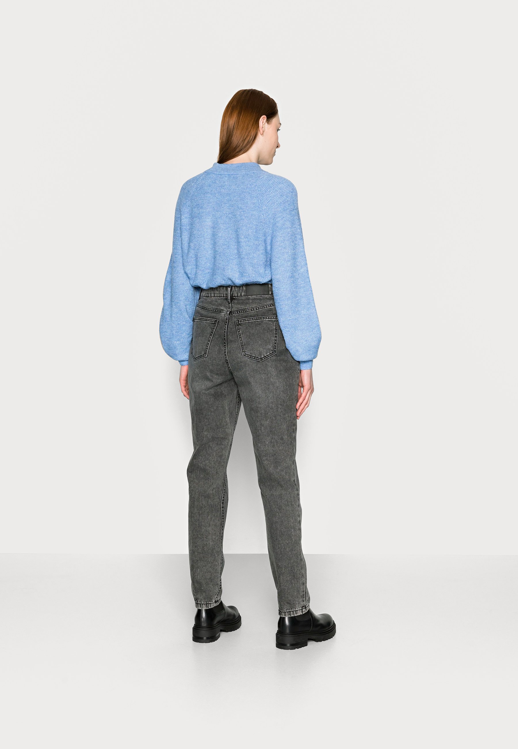 Noisy May Tall NMISABEL MOM - Straight leg jeans - grey denim - Zalando.ie