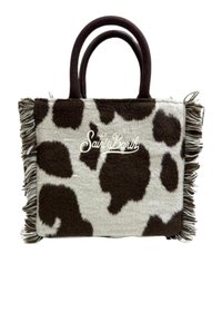 Tote taske med cow print i brune og crème farver, struktureret overflade, frynse detaljer på siderne og broderet "MC2 Saint Barth" logo.