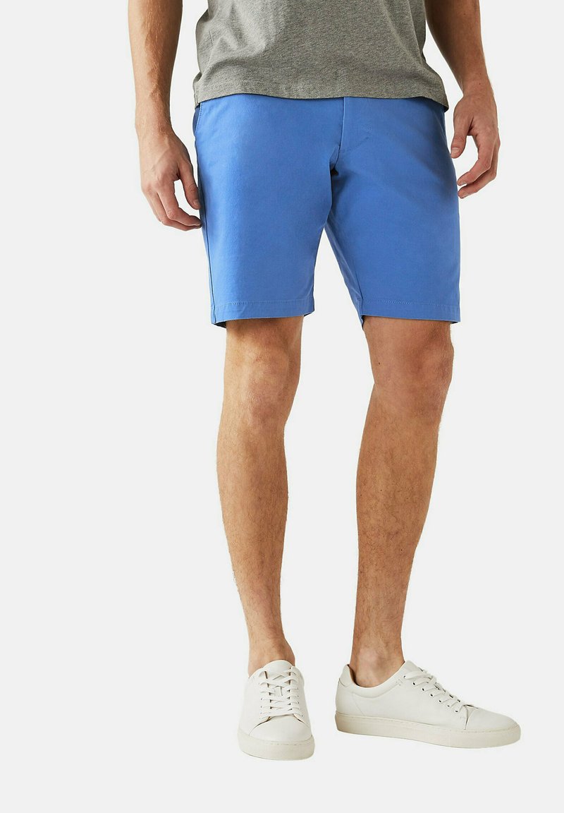 Marks & Spencer CHINO Shorts bright blue/blau Zalando.de