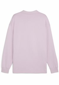 Lichtpaarse sweatshirt met lange mouwen, geribbelde manchetten en een eenvoudig ronde halsontwerp. Zachte, gladde textuur van de stof. Geen zichtbare patronen.