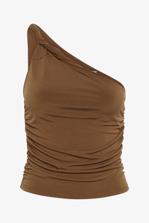 Haut brun à une épaule en matériau doux et extensible, avec un détail froncé sur le côté. Silhouette ajustée et texture lisse.