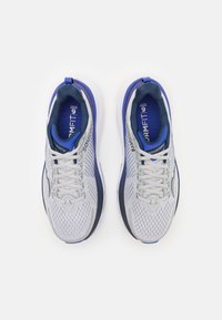 Saucony GUIDE 17 - Scarpe da corsa su strada - cloud/royal