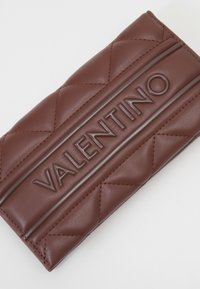 Valentino Bags ADA - Carteira - caffe