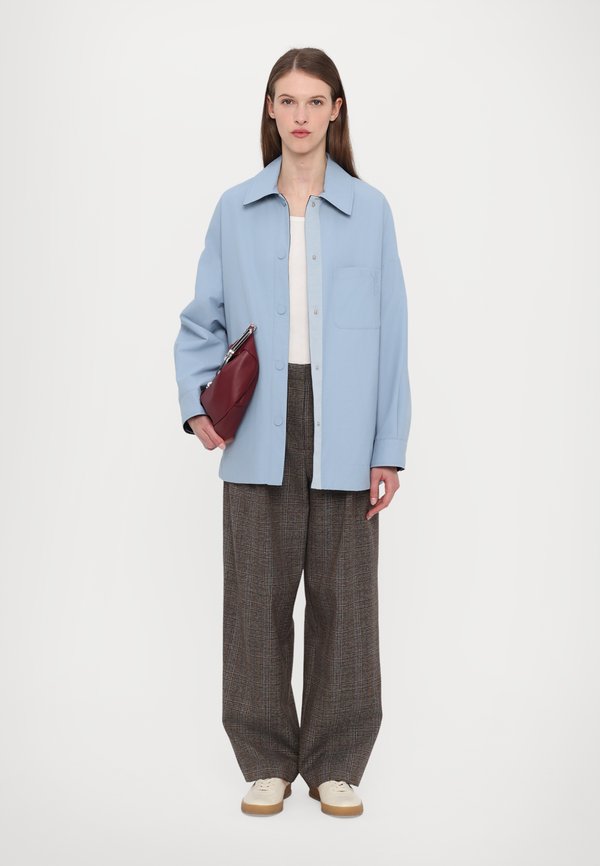 TEIERA - Classic coat4