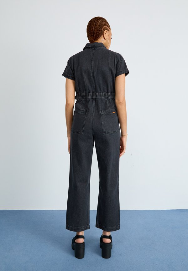 LINE UP UTILITY  - Jumpsuit3