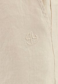 Key Largo Shorts - sand