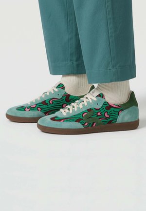 Panafrica, SAHARA - Matalavartiset tennarit - mint