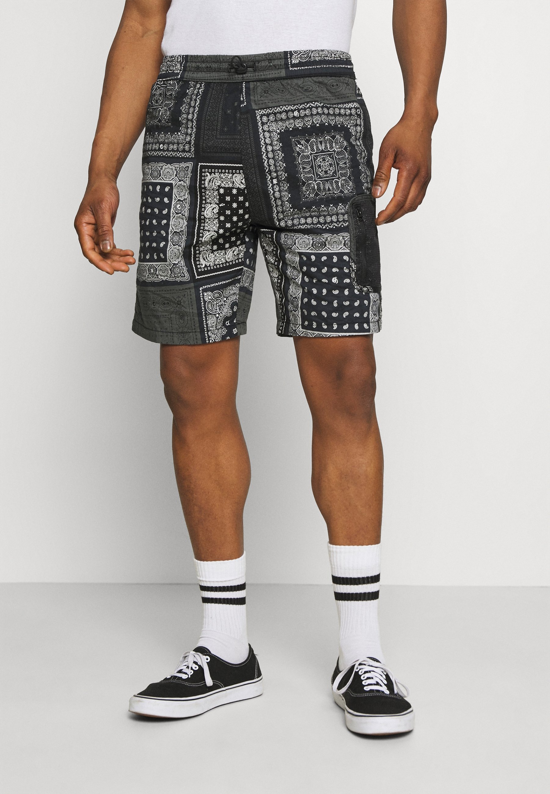 Levi's® UTILITY UNISEX - Shorts - blacks/nero - Zalando.it