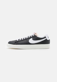 blazer low 77 vntg unisex