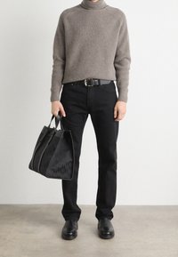 BOSS Stickad tröja - dark brown