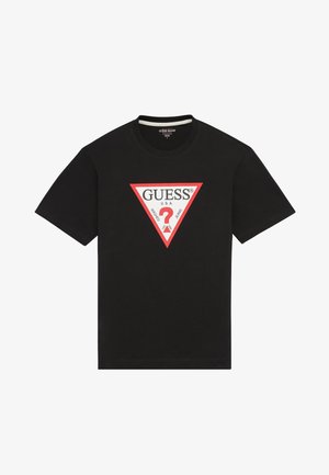 Camiseta negra de algodón con un gráfico triangular en rojo y blanco que incluye "GUESS" y un signo de interrogación, mangas cortas y cuello redondo.
