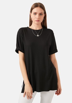 LELA - T-shirt basic