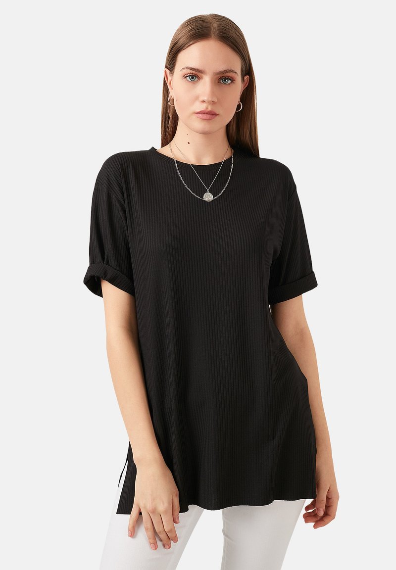 LELA LOOSE FIT - Paprasti marškinėliai - black