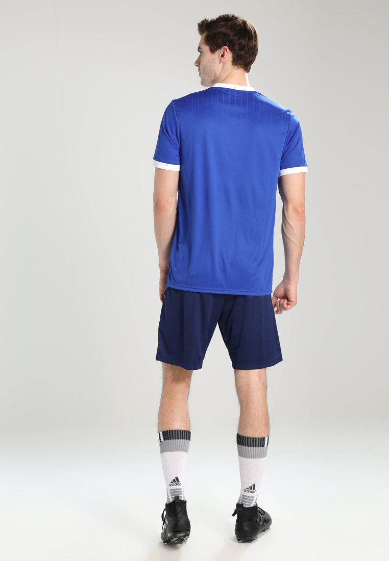 Men CORE ELEVEN PRIMEGREEN FOOTBALL 1/4 SHORTS - Sports shorts Men CORE ELEVEN PRIMEGREEN FOOTBALL 1/4 SHORTS - Sports shorts