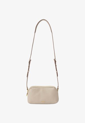 Beige leren crossbody tas met een gestructureerd oppervlak, gouden hardware en een ritssluiting. Voorzien van een verstelbare schouderband voor veelzijdigheid.