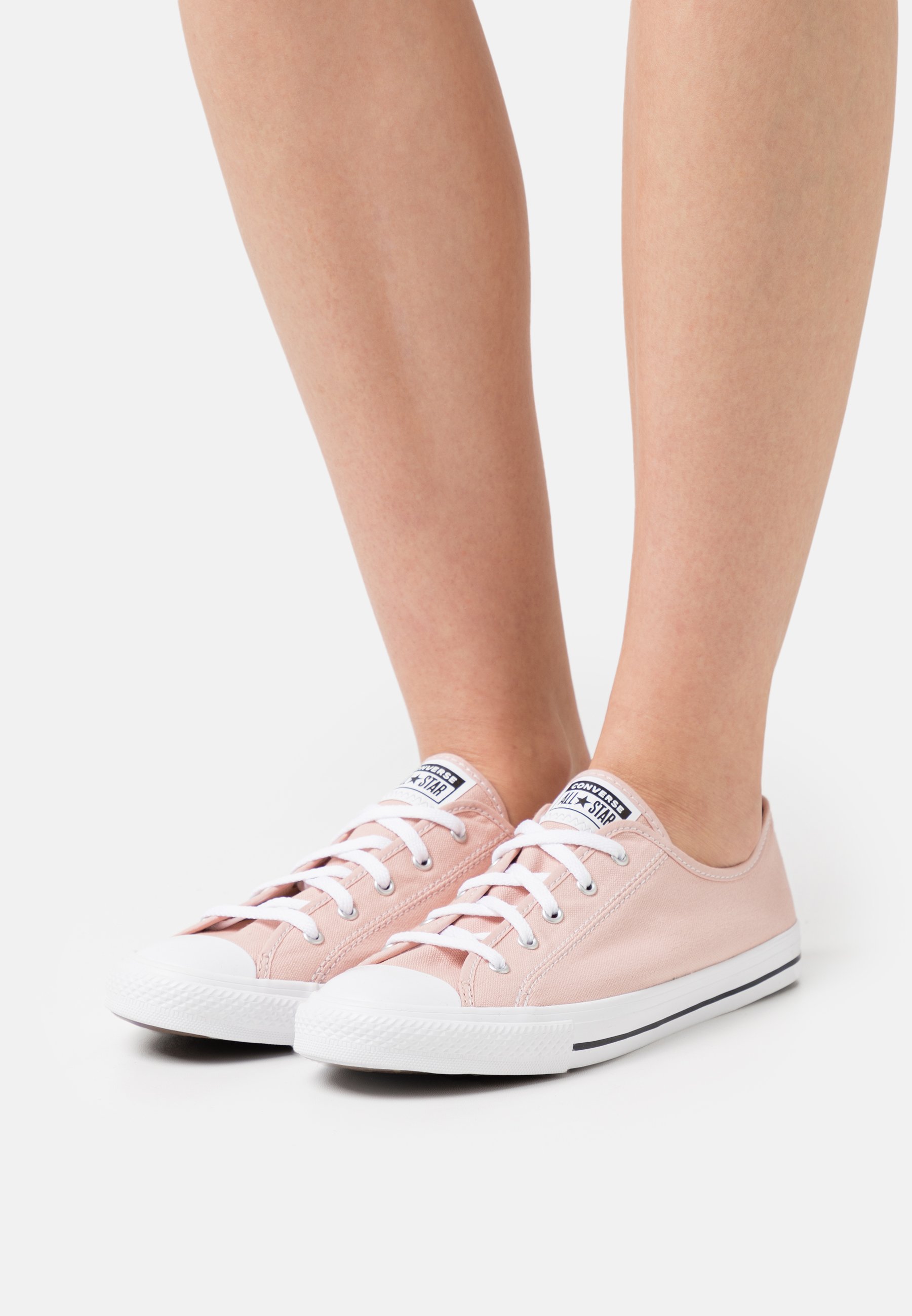 converse chuck taylor ox pink trainers