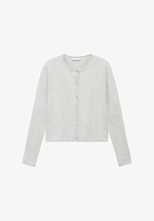 Svijetlosivi skraćeni kardigan napravljen od mekog materijala, sa dugim rukavima, okruglim izrezom i dugmadi uz prednji dio.