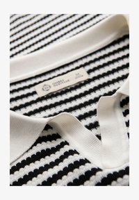 Vybráno, balck and white