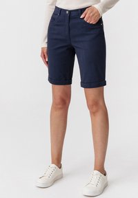 Damart BERMUDA EXTENSIBLE - Shorts di jeans - Navy
