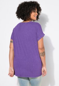 Angel of Style Triko s potiskem - violet