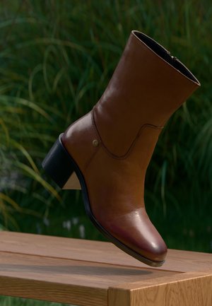 YOUR VIBE - Laarzen - tan