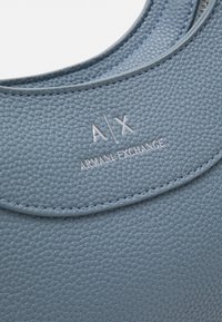 Armani Exchange SMALL SHOULDER BAG - Skulderveske - dry gin