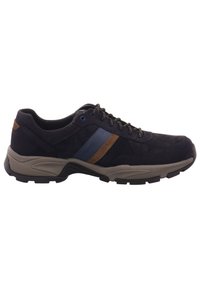 Sneaker in suede blu scuro con accenti a strisce marroni e blu, suola spessa beige e battistrada in gomma nera per una migliore trazione. Presenta un sistema di chiusura con lacci.