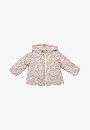 Chaqueta acolchada floral con un fondo rosa claro, decorada con pequeñas flores verdes y coral, con capucha y cierre frontal de cremallera.