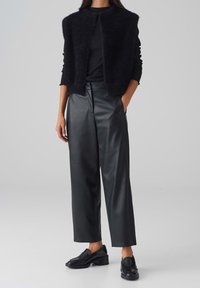 OPUS Weste - black