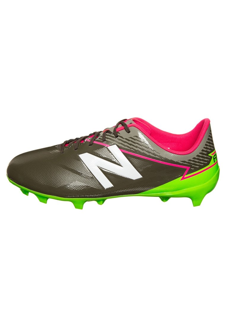 new balance calcetto