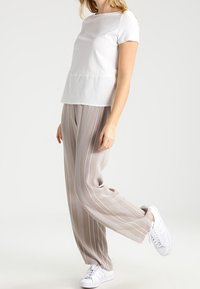 OPUS Kalhoty - beige