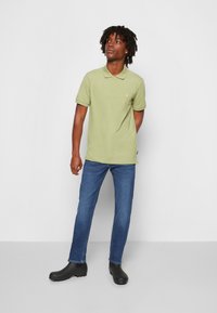 Lee DAREN ZIP FLY - Calças de ganga de perna direita - dark stone